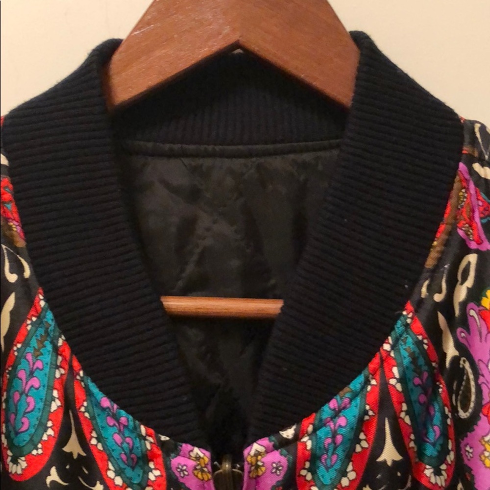 Silk Jacket - Picture 7 of 8